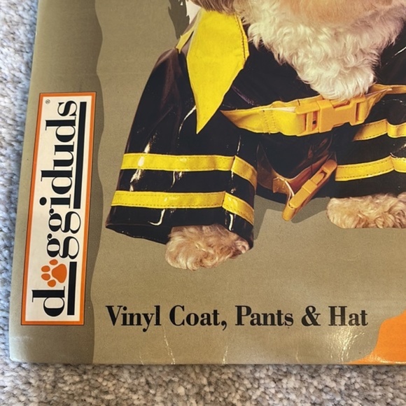 Doggiduds Firefighter Dog Costume Size Medium - Picture 6 of 7